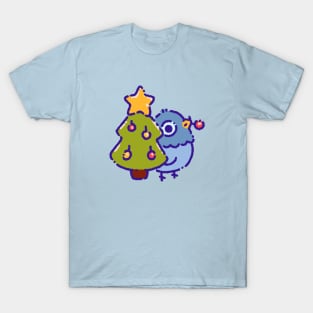 Pigeon with a chrismtas tree T-Shirt